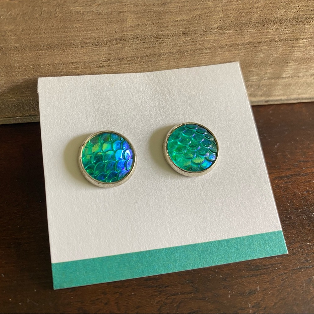 Green and Blue Mermaid / Dragon Scale Scale Earrings